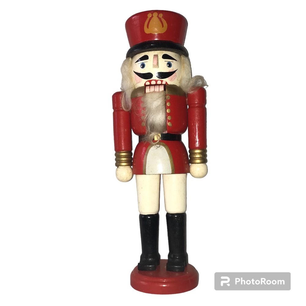 Wooden Nutcracker. Vintage. 13” tall. VGUC